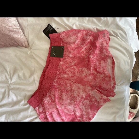GapFit Running Shorts - Picture 2 of 2